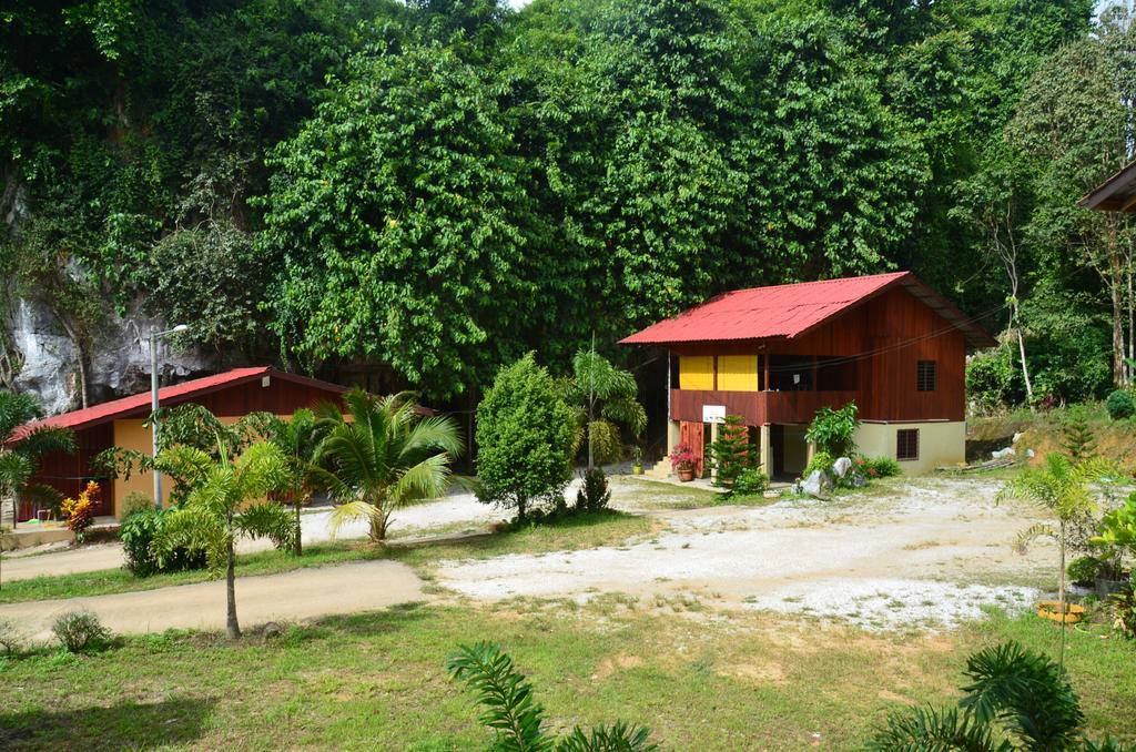 Country House Pulai Holiday Village Gua Musang Eksteriør bilde